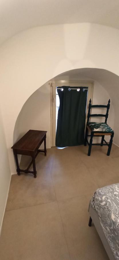Spaziosa Casa Antica Бари Экстерьер фото